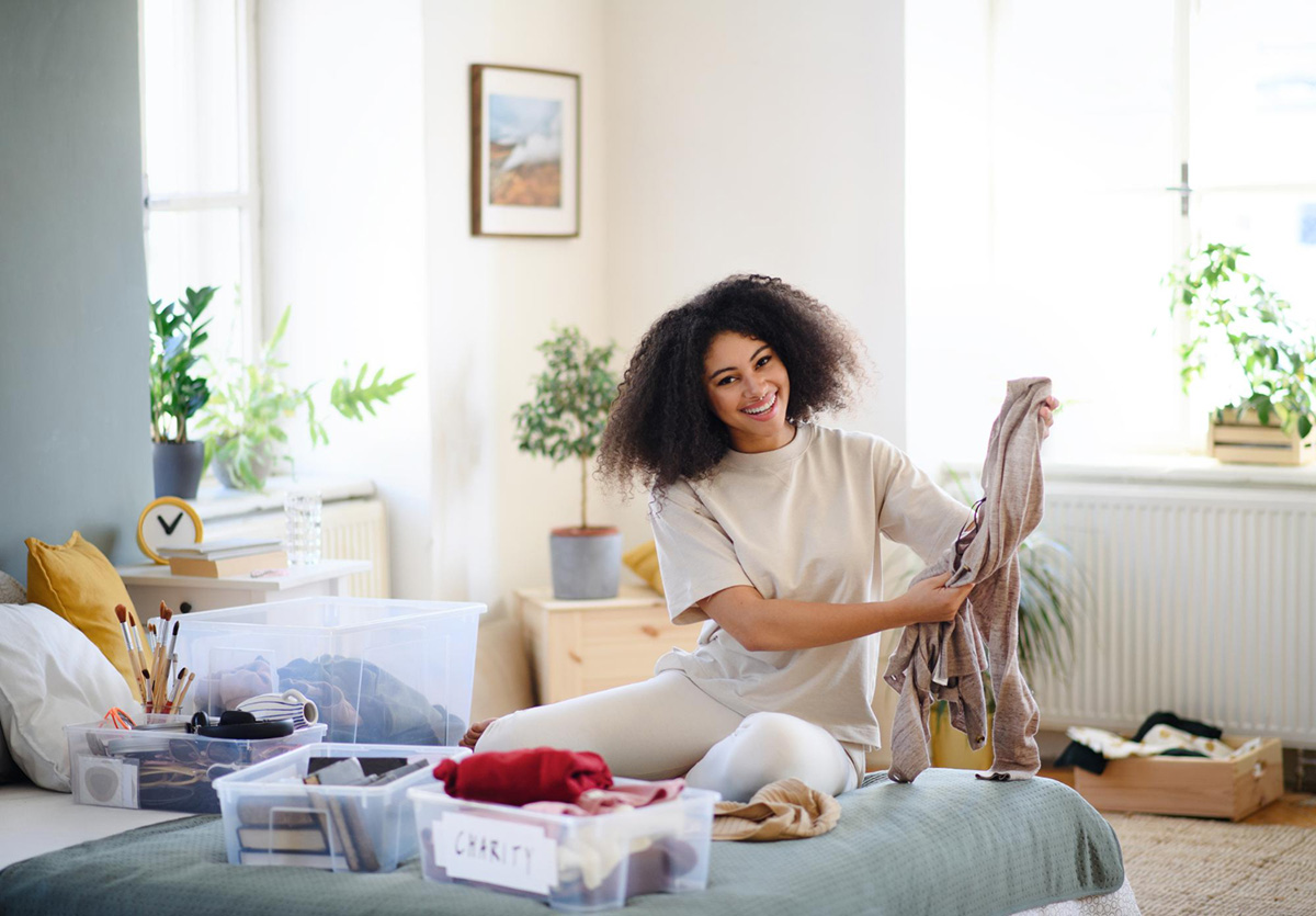 Apartment Decluttering: Easy Tips to Keep Your Space Organized