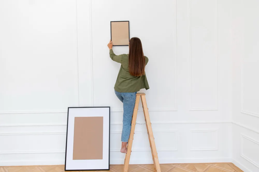 Ingenious Gallery Wall Ideas for Minimalists