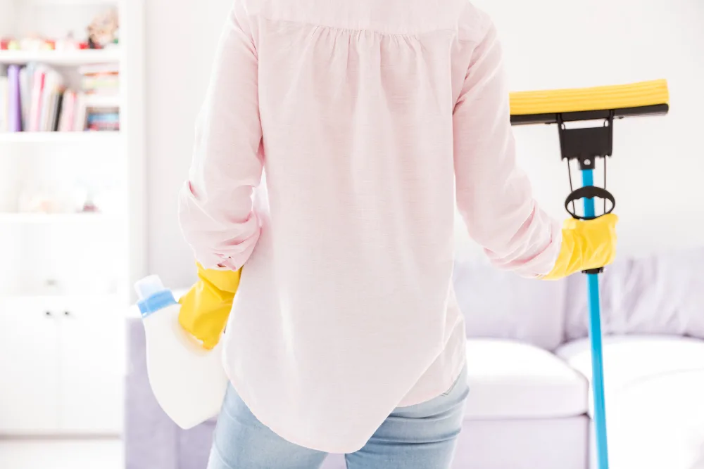 Things to Clean and Declutter Regularly in Your Apartment